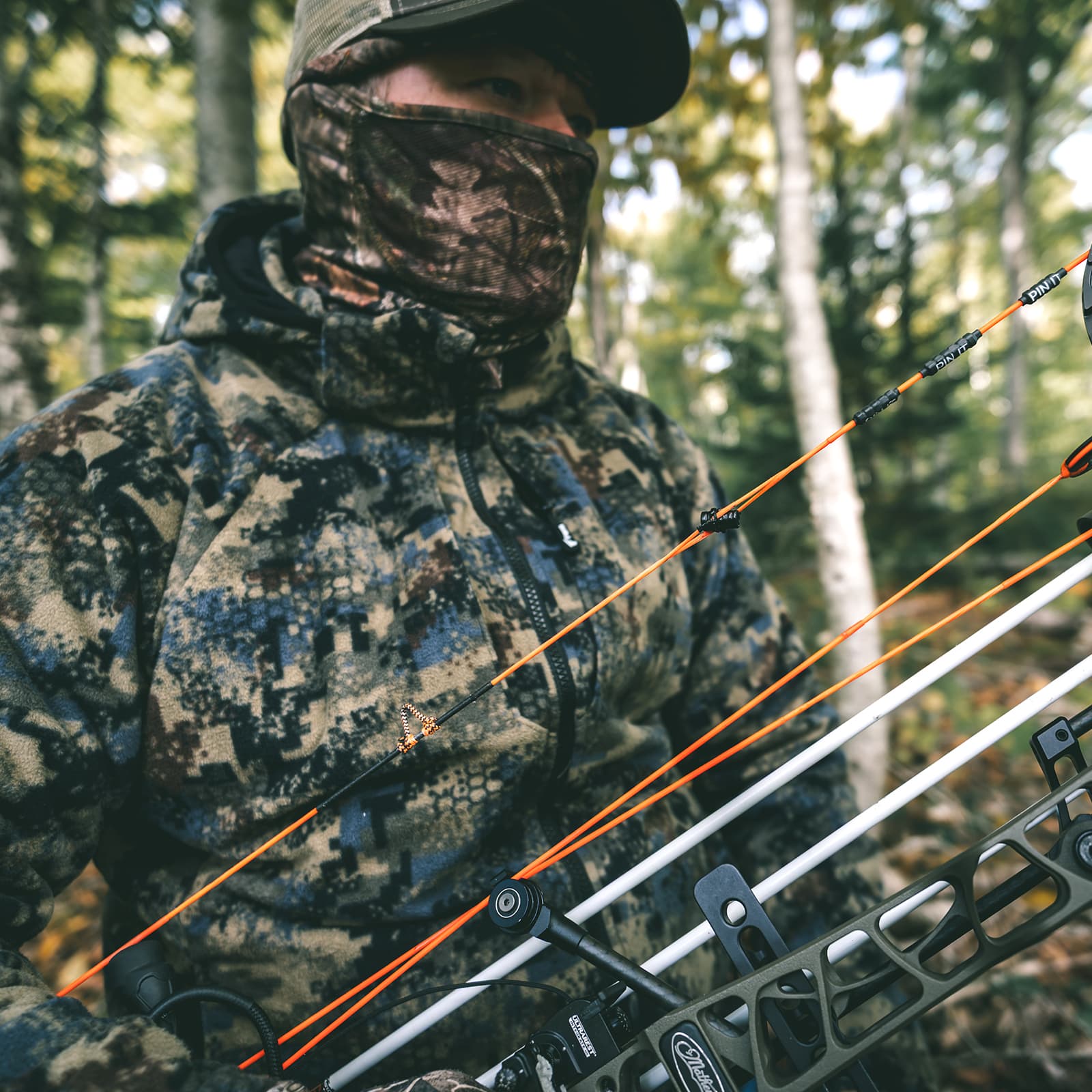 Мужская охотничья камуфляжная куртка 8Fans – 100% полиэстеровый флис, дышащее лёгкое пальто со съёмным капюшоном и карманами 2