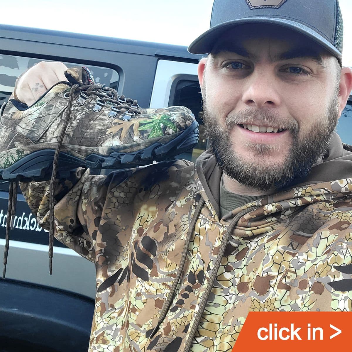 Треккинговые ботинки 8Fans в камуфляже